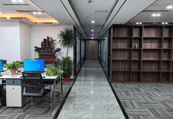 手扶压路机与1吨压路机在狭窄工况下的应用方案对比